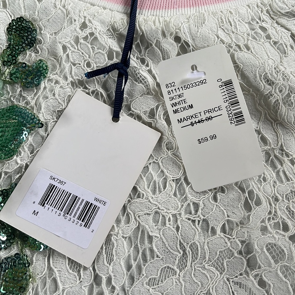 Stellah Floral Lace Top - Picture 4 of 6